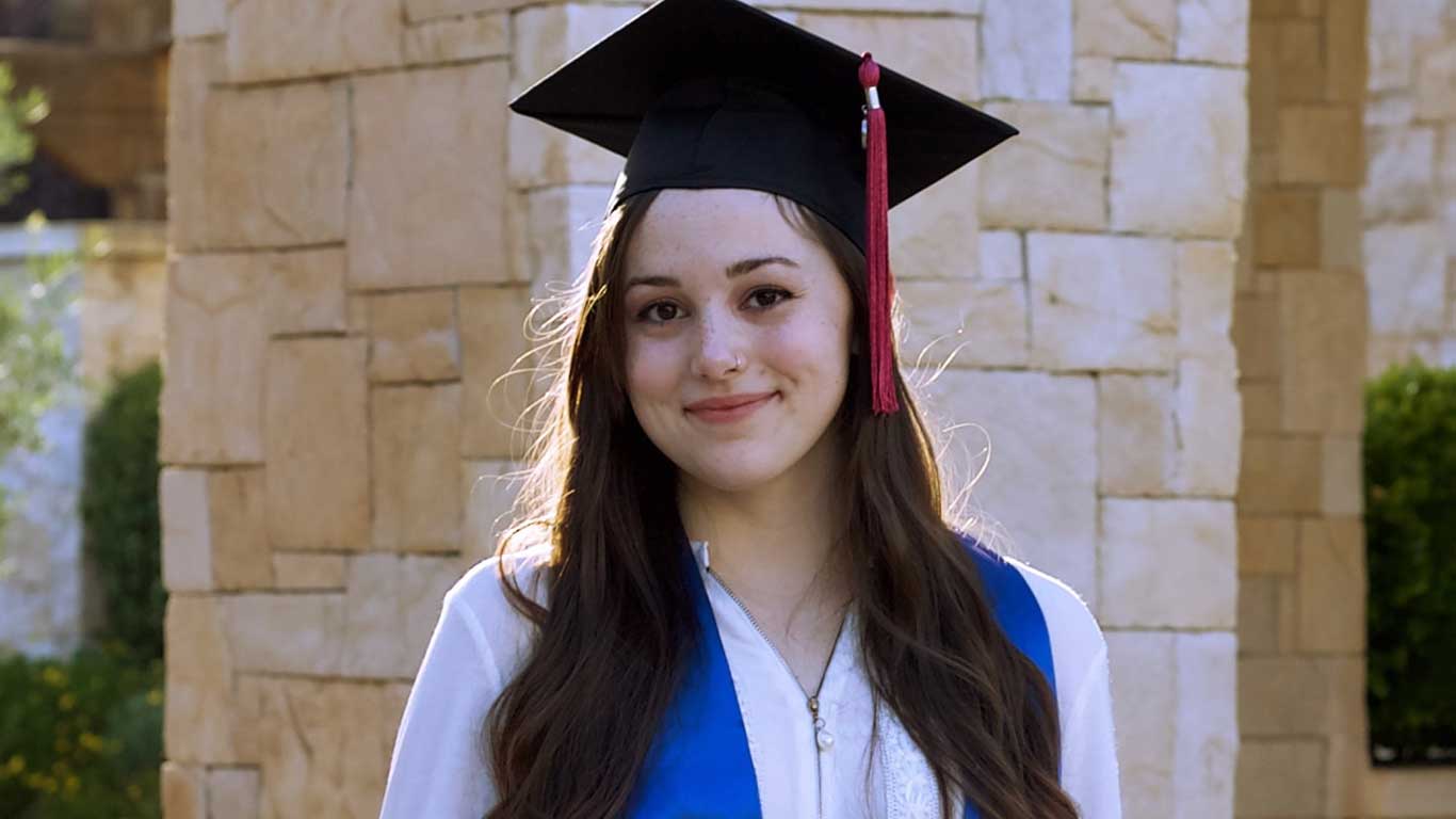 LessonUpLive expert tutor teaching ICSE student live online